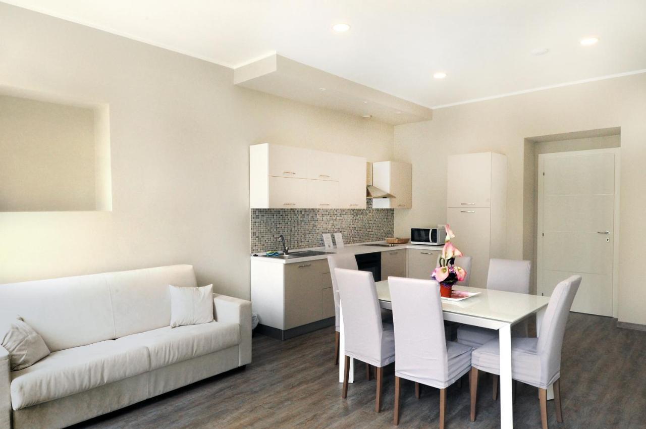 Suite with Garden View,997377612:JPEG
